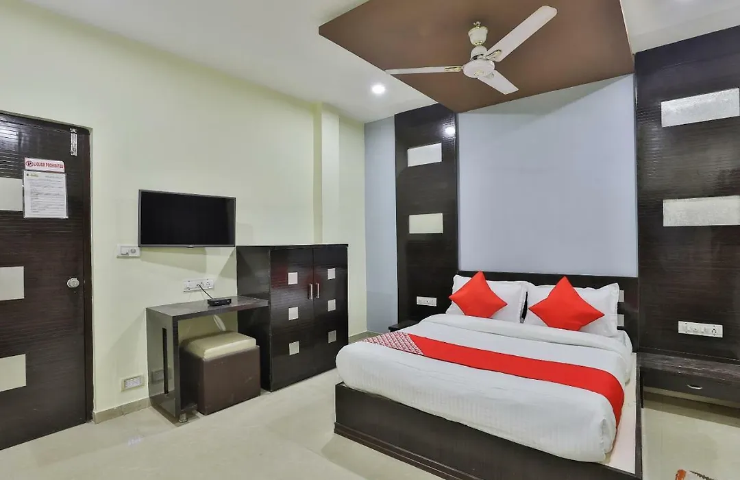 Oyo Flagship 19003 Hotel Rudra Mahal-1