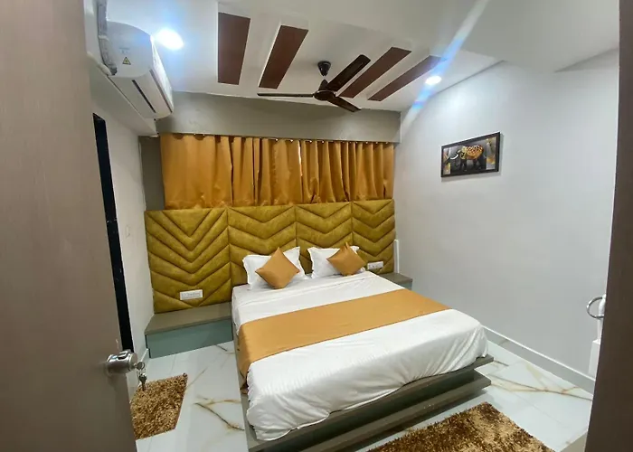 Hotel Hira Palace Ahmedabad